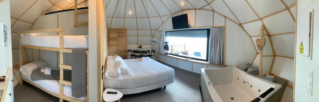 Glamping Do Mar Hotel Baiona Exterior foto